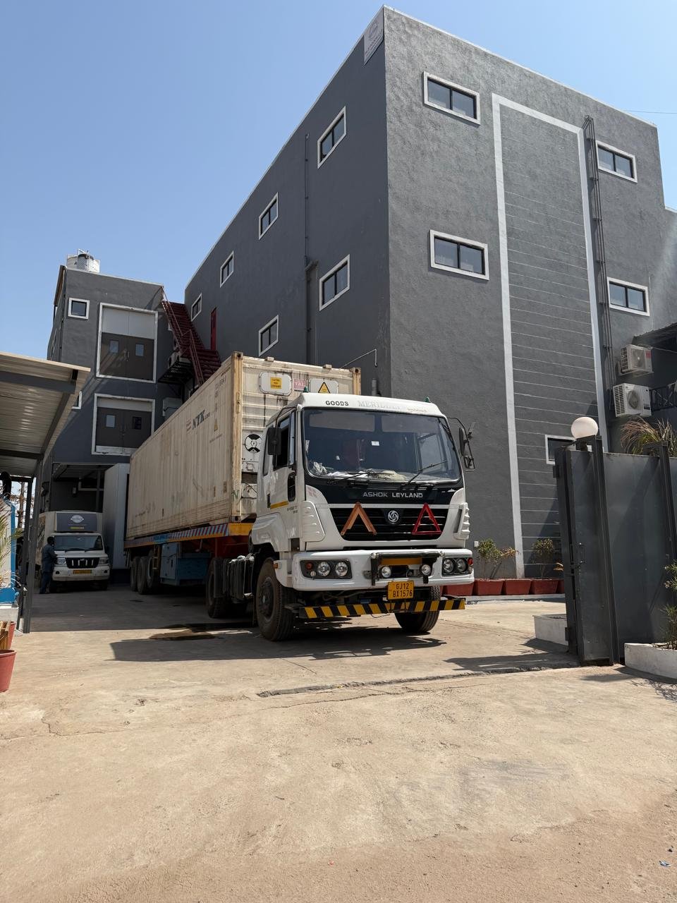 Container Stuffing 11